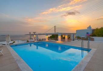 Lithos by Spyros & Flora allows 18 year olds to book a room