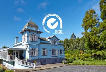 PortoBay Serra Golf allows 18 year olds to book a room