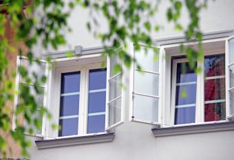 Bloom Hotel allows 18 year olds to book a room