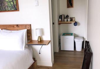 Sounds of the Sea allows 18 year olds to book a room