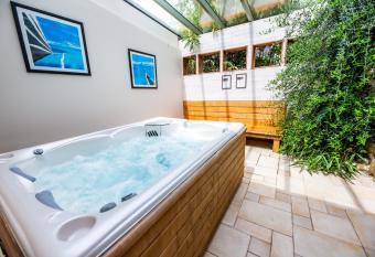 La Ferme de L Oudon & SPA allows 18 year olds to book a room