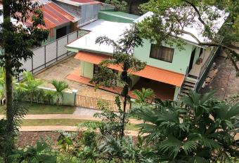 Casa Encantada - Manuel Antonio - Aire Acondicionado - Wifi - Parking - Max 5 Guest has Balcony rooms