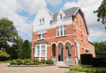 Prachtig herenhuis uit 1925 has Balcony rooms