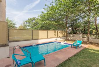 StayVista at Greenwoods Five Villa allows 18 year olds to book a room