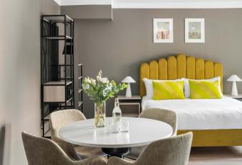 numa I Hallen Apartments allows 18 year olds to book a room