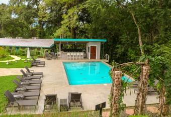 Teva Hotel & Jungle Reserve allows 18 year olds to book a room