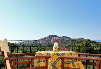 Molivos View Studios has Balcony rooms