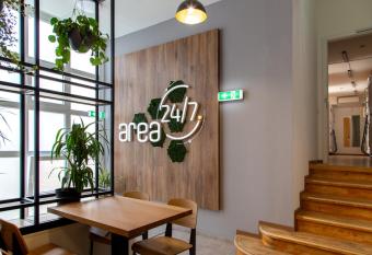 area24|7 Europaplatz allows 18 year olds to book a room