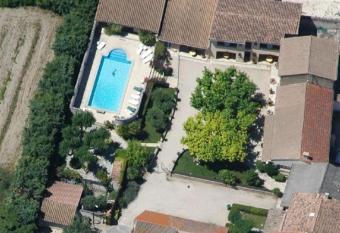 Le Mas de l Amandier has Balcony rooms