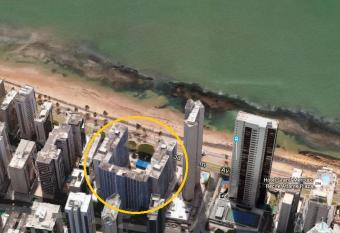 Kitinete Avenida Boa Viagem has Balcony rooms