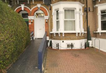 London Olympus Hotel Nirvana allows 18 year olds to book a room