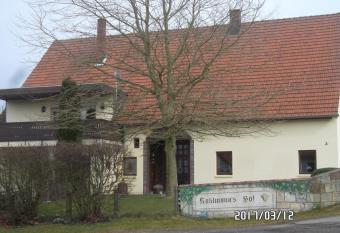 Kuhlmanns Hof allows 18 year olds to book a room