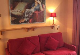 Residenze Sonnenschein Casa Rossa has Balcony rooms