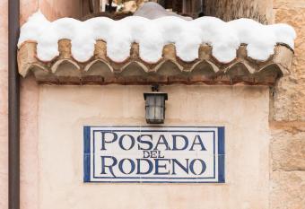 Posada del Rodeno has Balcony rooms