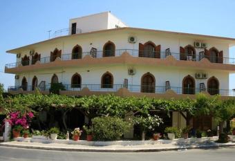 Lefka has Balcony rooms