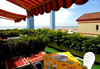 Hotel Righetto Fronte Mare has Balcony rooms