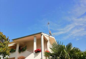 Apartments Villa Martinuzzi has Balcony rooms