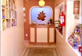 Pousada Folhas de Outono allows 18 year olds to book a room