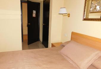 Hotel Roma allows 18 year olds to book a room