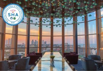 Centre Point Prime Hotel Pattaya has Balcony rooms