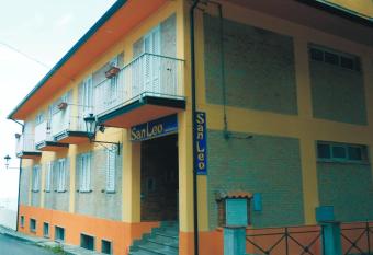 Sanleoresidence Appartamenti Per Vacanze has Balcony rooms