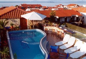 Hotel Flesvos has Balcony rooms