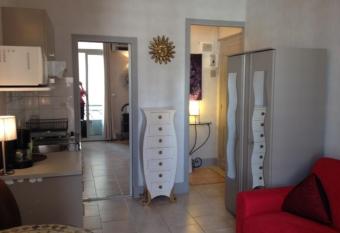 Studio Cannes Croisette has Balcony rooms