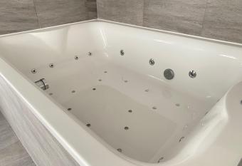 The Royal Hotel - Clacton On Sea has Balcony rooms