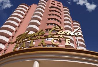 Monte Carlo Palace Suites allows 18 year olds to book a room