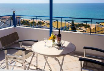 Villa Rozou has Smoking/Balcony rooms