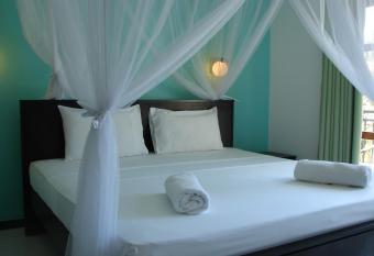 Villa Estuary has Balcony rooms