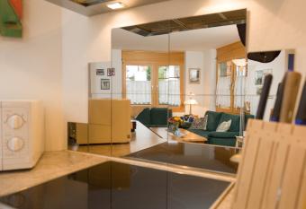 Beatrice has Balcony rooms