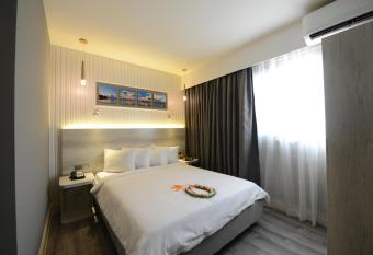 Wyndham Garden Guam allows 18 year olds to book a room