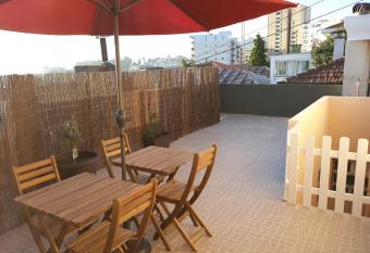 Maiahouse has Balcony rooms