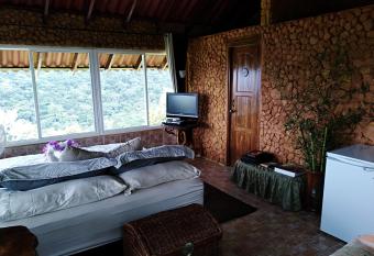 Mandalas Ecolodge allows 18 year olds to book a room
