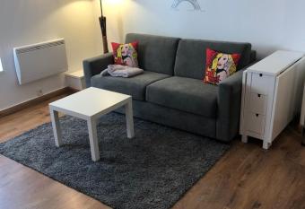 Sleep in Paris - Chessy allows 18 year olds to book a room