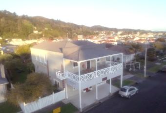 Lady Bowen Bed & Breakfast allows 18 year olds to book a room