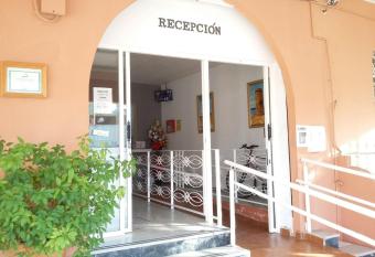 Nuestra Se  ora del Rosario allows 18 year olds to book a room