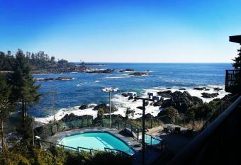 Black Rock Oceanfront Resort has Balcony rooms