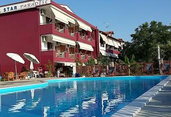 Star Paradise has Balcony rooms