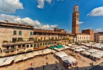 Residenza Madonna Verona has Balcony rooms