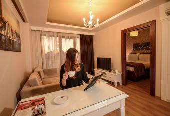 Sarajevo Suit Hotel allows 18 year olds to book a room