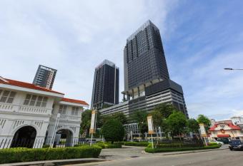 Tropicana 218 Macalister allows 18 year olds to book a room