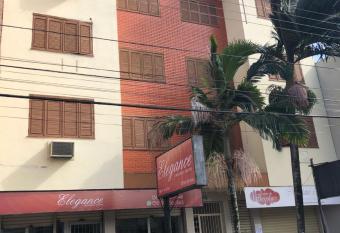 Apto Jk em Cachoeirinha allows 18 year olds to book a room