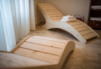 B&B La Vetta -petite SPA- has Balcony rooms