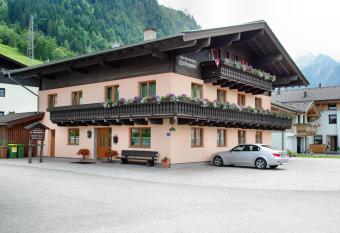 Pension Christophorus has Balcony rooms