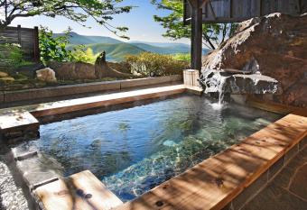 Sawaemon allows 18 year olds to book a room