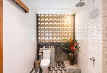 Govinda Villas has Balcony rooms