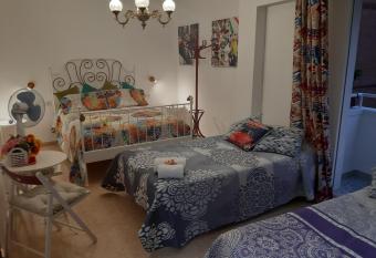 La Casa de La Abuela Rosy has Balcony rooms