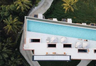 Varivana Resort Koh Phangan - SHA Extra Plus allows 18 year olds to book a room